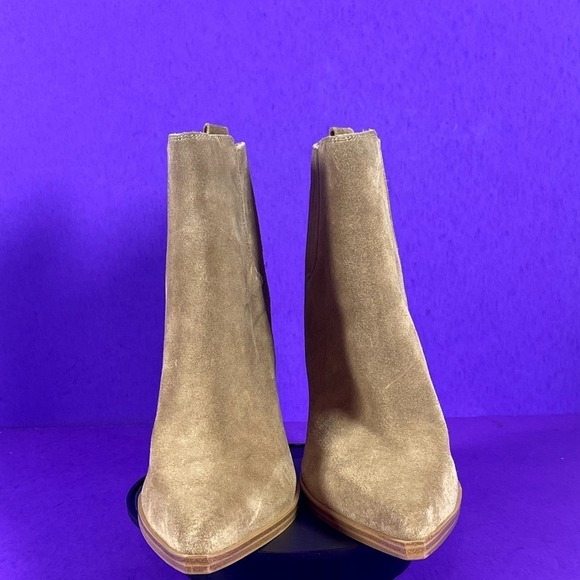 Marc Fisher Women's Brown Suede Pointed Toe Heel Bootie Shoe Size 9-NEW - Picture 2 of 8